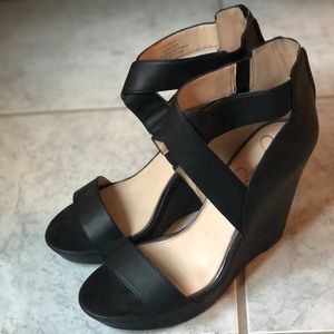 Jessica Simpson Black wedges!